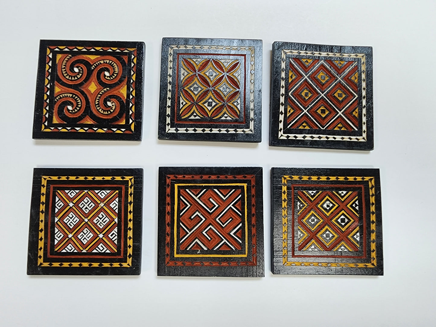 Wooden Toraja Coaster