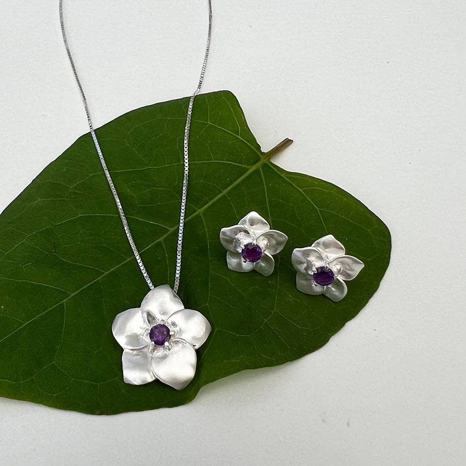 Amethyst Flower Necklace - Sterling Silver