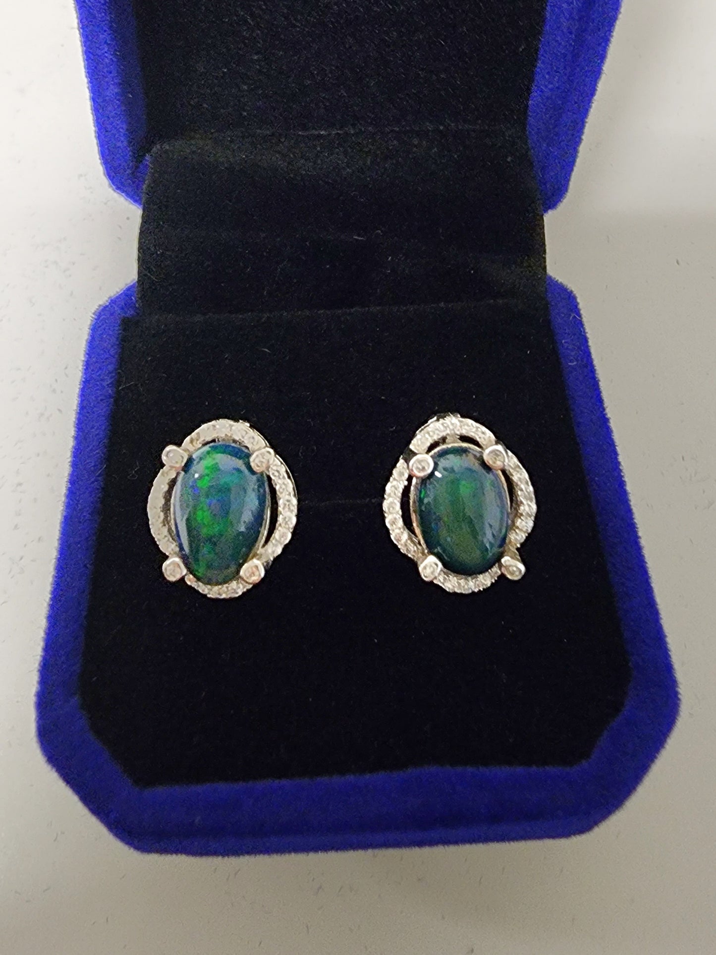 Opal Earrings Deep Green