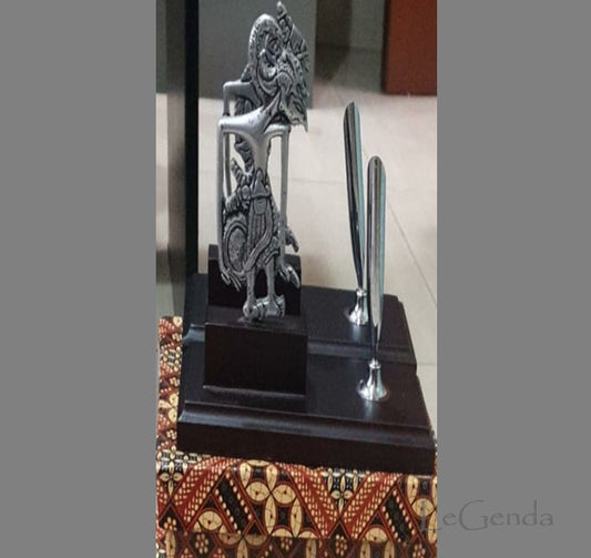 Iron Puppet Stationery